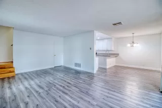 Photo #1: 230010344 Listing