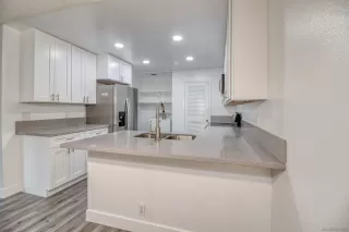 Photo #5: 230010344 Listing