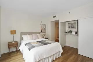 Photo #2: 230010356 Listing