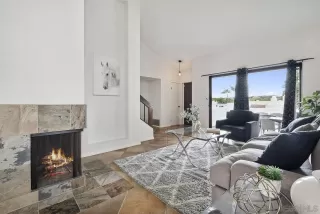 Photo #3: 230010389 Listing