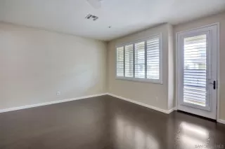 Photo #5: 230010413 Listing