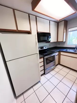 Photo #5: 230010449 Listing