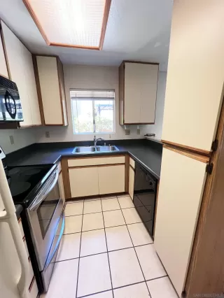 Photo #6: 230010449 Listing