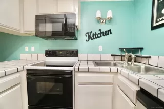 Photo #3: 230010519 Listing