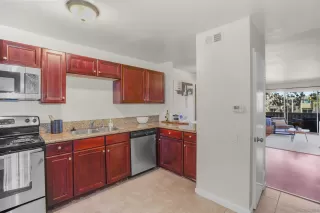 Photo #2: 230010521 Listing