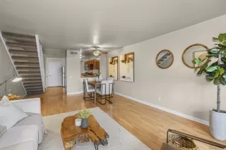 Photo #6: 230010521 Listing