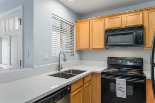 Photo #4: 230010524 Listing