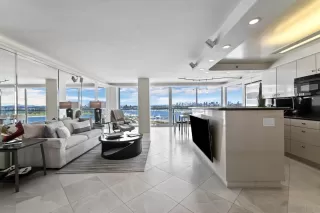 Photo #2: 230010526 Listing 