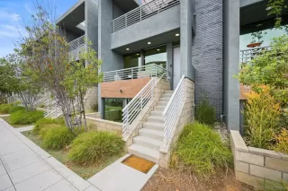 Photo #1: 230010533 Listing 
