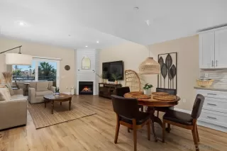 Photo #3: 230010584 Listing