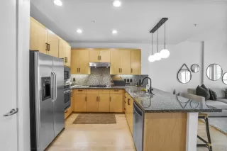 Photo #2: 230010587 Listing 