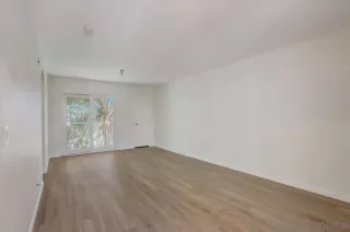 Photo #4: 230010589 Listing 