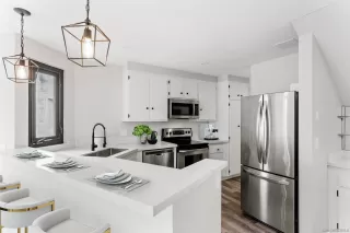 Photo #3: 230010600 Listing