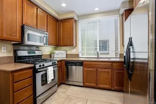 Photo #4: 230010628 Listing