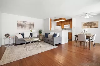 Photo #4: 230010630 Listing