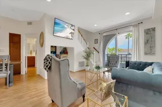 Photo #1: 230010658 Listing 