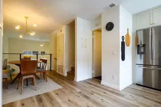 Photo #5: 230010664 Listing