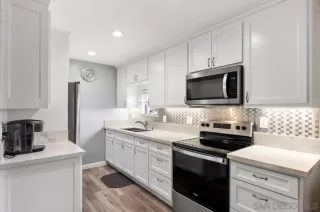 Photo #5: 230010706 Listing