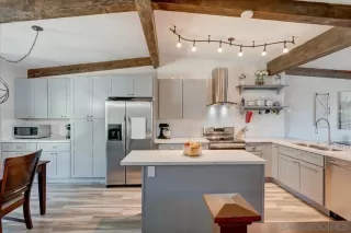 Photo #4: 230010714 Listing