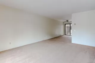 Photo #4: 230010735 Listing