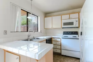 Photo #5: 230010735 Listing