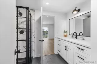 Photo #4: 230010751 Listing 