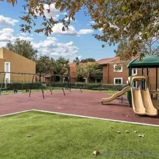 Photo #4: 230010773 Listing