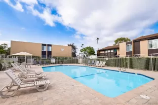 Photo #6: 230010780 Listing