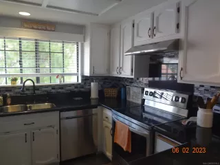 Photo #4: 230010794 Listing