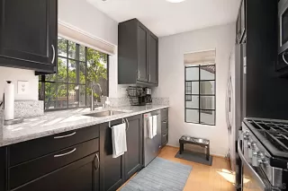 Photo #4: 230010826 Listing