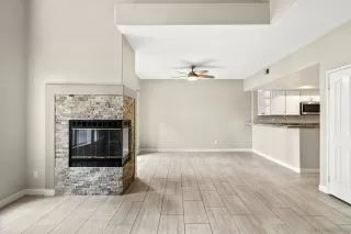 Photo #3: 230010841 Listing 