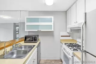 Photo #5: 230010890 Listing 