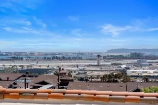 Photo #3: 230010916 Listing