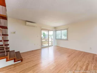 Photo #5: 230010927 Listing