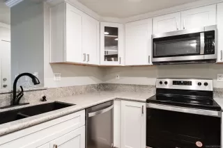 Photo #1: 230010949 Listing 