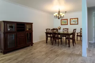 Photo #4: 230010969 Listing