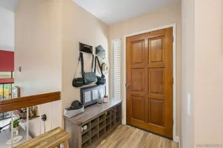 Photo #4: 230010973 Listing