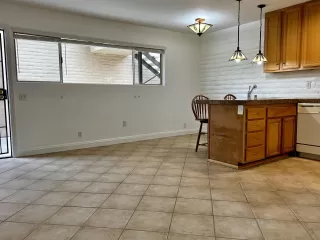 Photo #4: 230010976 Listing