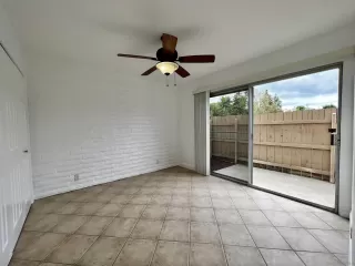 Photo #6: 230010976 Listing