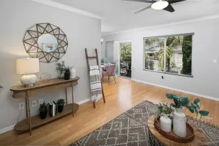 Photo #2: 230010996 Listing