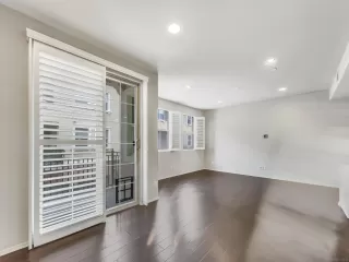 Photo #2: 230011044 Listing