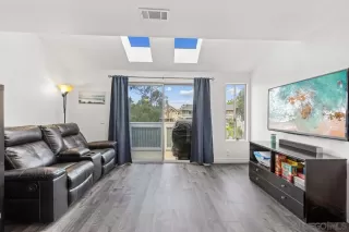 Photo #2: 230011073 Listing