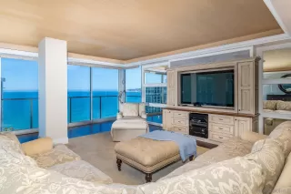 Photo #4: 230011089 Listing