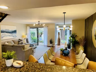 Photo #3: 230011113 Listing