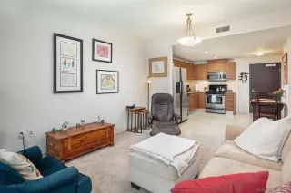 Photo #6: 230011134 Listing