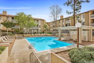 Photo #2: 230011169 Listing