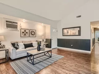 Photo #3: 230011198 Listing 