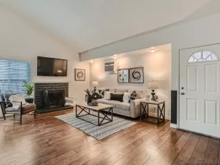 Photo #4: 230011198 Listing 