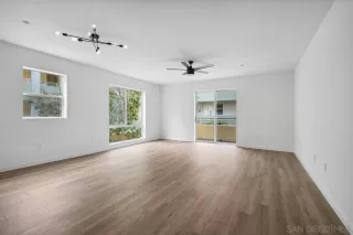 Photo #3: 230011212 Listing