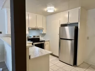 Photo #3: 230011232 Listing